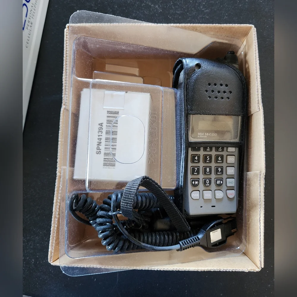 Motorola Tele TAC 250 Analog Cell Phone VTG Green LED IN BOX MINT W Accessories